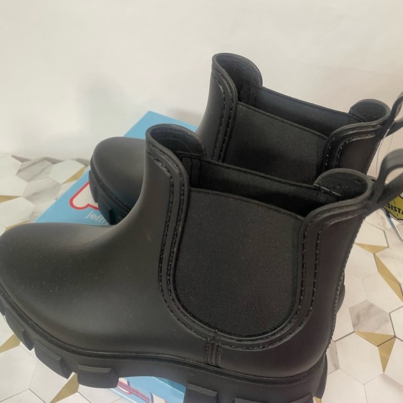 NIB W10 Jeffrey Campbell Pleu Black Matte Chunky Platform Chelsea Ankle Boots - Picture 7 of 12